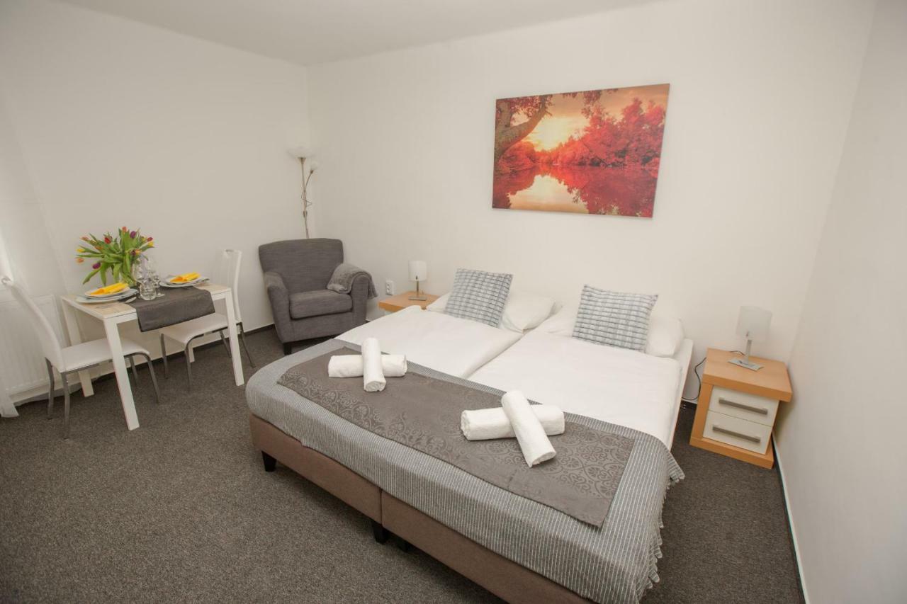 Hotel Blue Apartment Μπρατισλάβα Εξωτερικό φωτογραφία