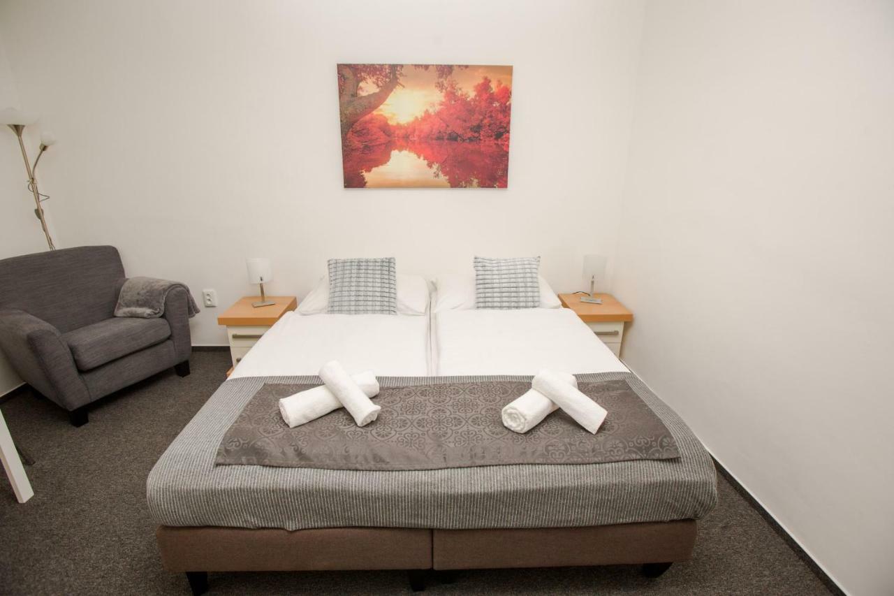 Hotel Blue Apartment Μπρατισλάβα Εξωτερικό φωτογραφία