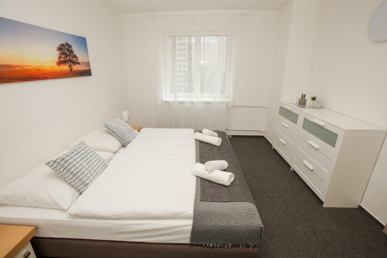 Hotel Blue Apartment Μπρατισλάβα Εξωτερικό φωτογραφία